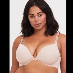 Torrid Plunge Lightly Lined Smooth 360° Back
Smoothing™ Bra - 44DD